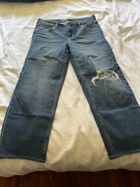 Old Navy Women’s Loose Boyfriend Blue Distressed Straight-Leg Jeans